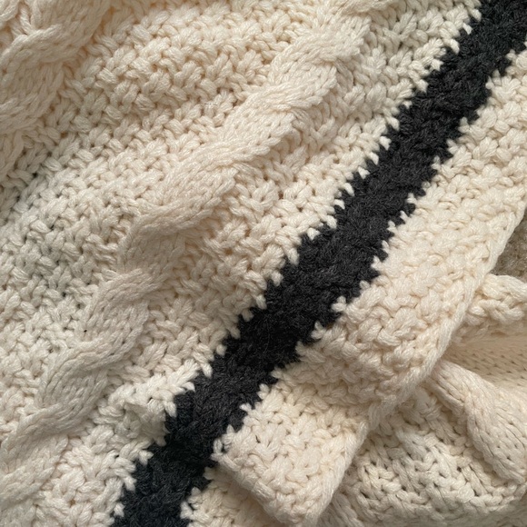 Official Folklore Cardigan Scarf • Taylor Swift - Picture 5 of 6